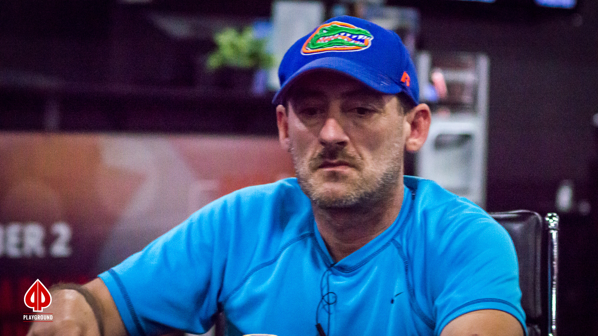 Chip counts at the 4th break