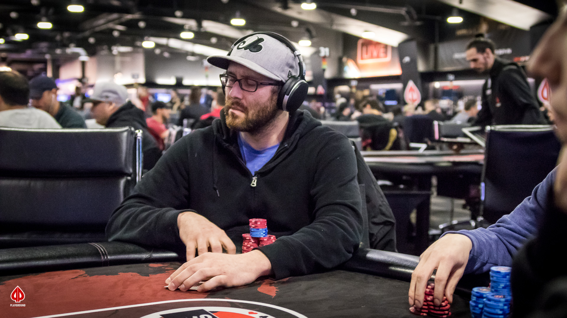 Strulovitch leaves in 3rd place ($14,064)